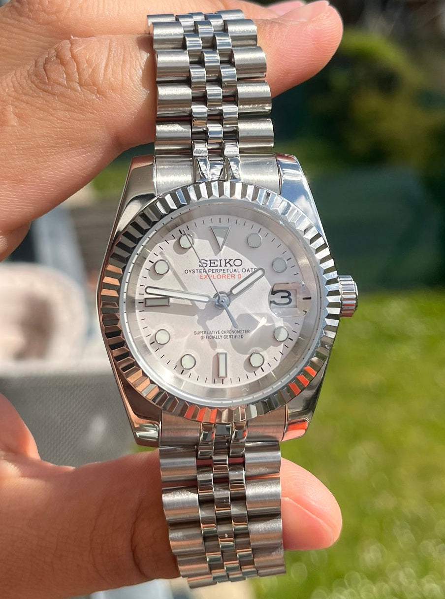 DateJust white