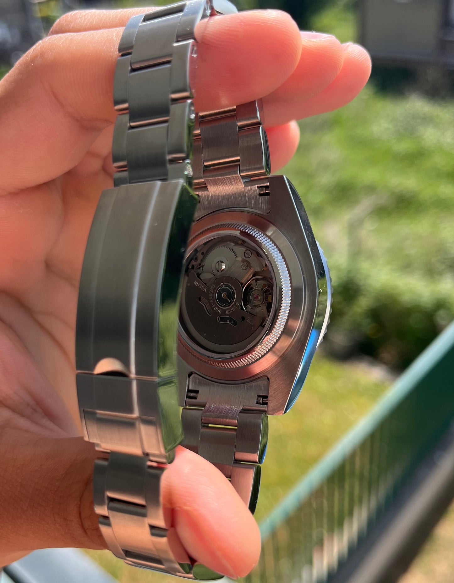 GMT Full Black